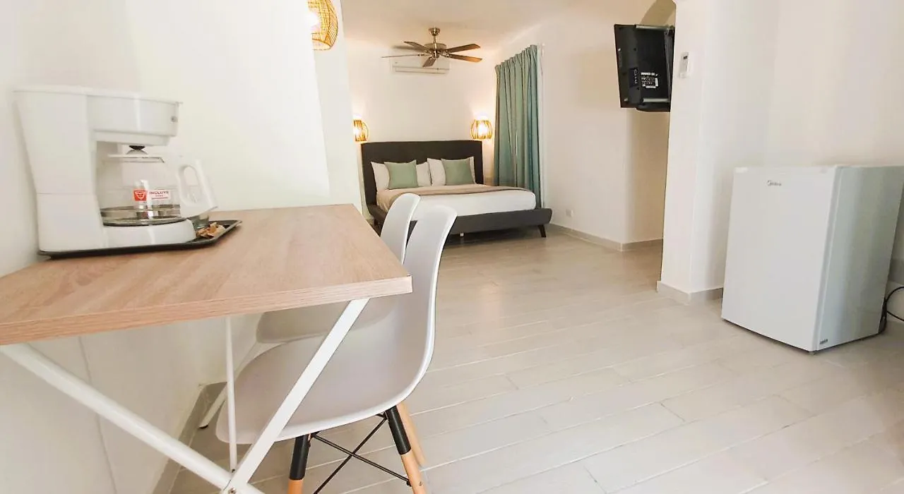 La Piazzetta Suites Punta Cana Beach - Los Corales Village Aparthotel