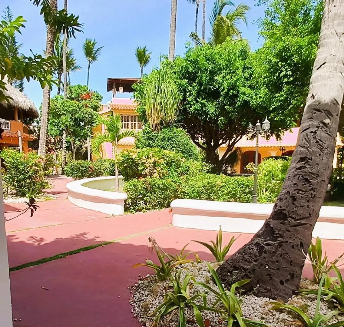 Aparthotel La Piazzetta Suites Punta Cana Beach - Los Corales Village