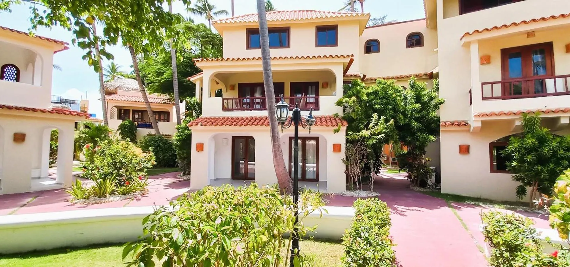 La Piazzetta Suites Punta Cana Beach - Los Corales Village